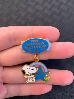 Snoopy & Woodstock World’s Greatest Grandfather Pin