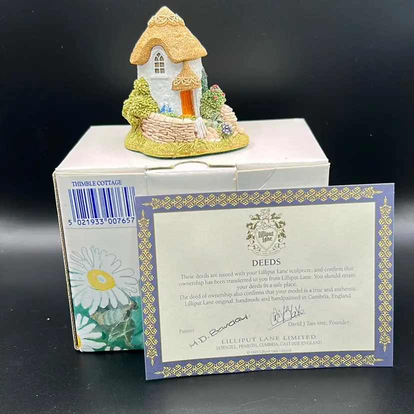 1995 Lilliput Lane “Thimble Cottage”