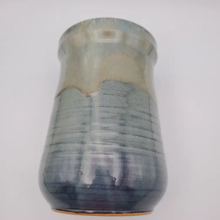 Shearwater Pottery by James (Jim)Anderson 2010 Vase Blue Drip Glaze, Ocean Springs Mississippi
