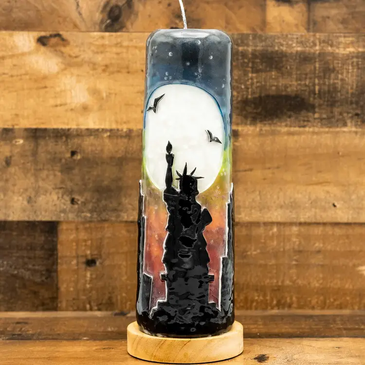 GLOW CANDLE: TP-6004-LADY LIBERTY NEW YORK