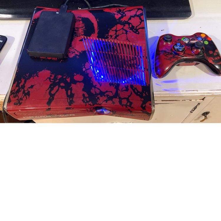 Modded GEARS Xbox 360 With 600+ Games