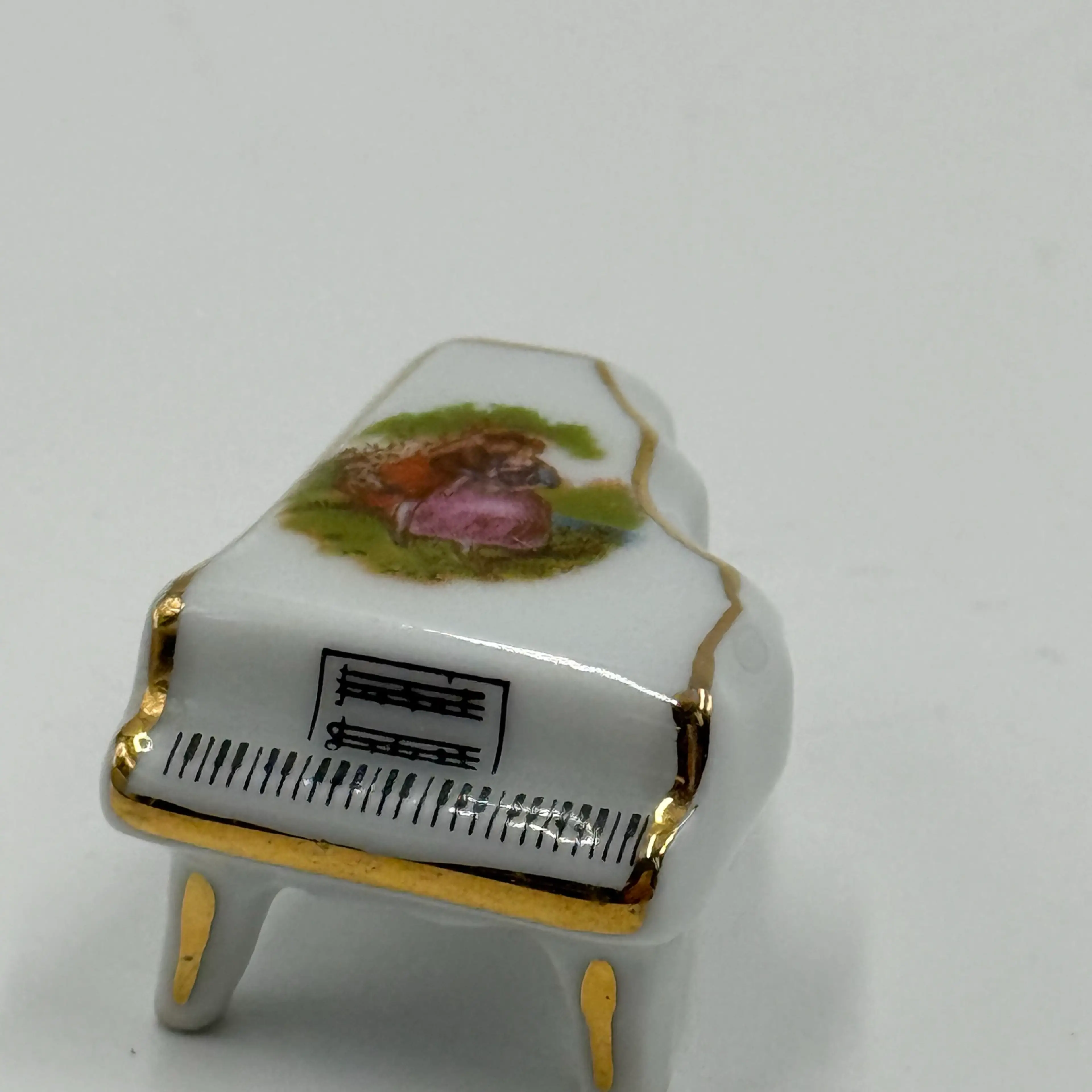 Image 2 of 8