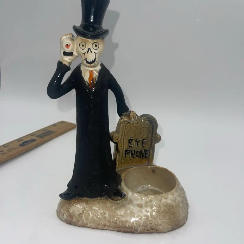 Yankee Candle Boney Bunch 2014 I Phone Eye Phone Tea Light Candle Holder 8”