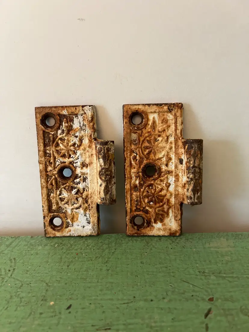 Pair of Antique Victorian Door Hinges. 1800s Art Nouveau Design 3.5" x 1.5"