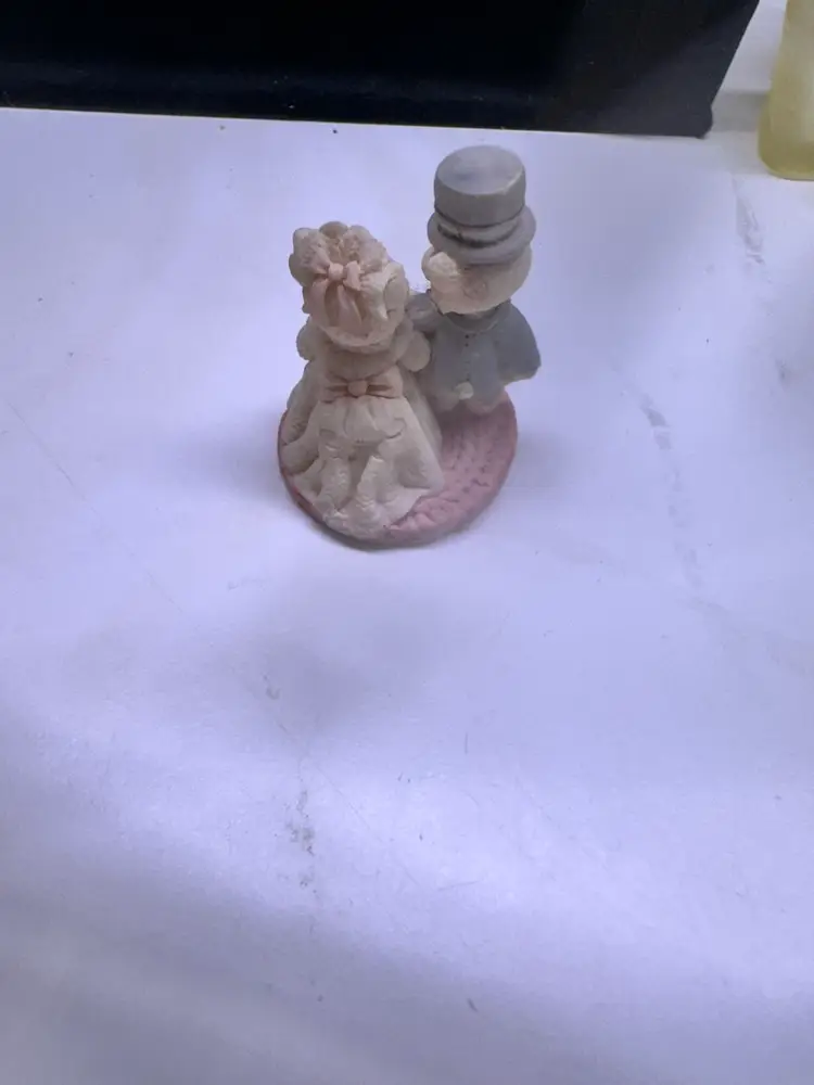 Miniature Piggy Wedding