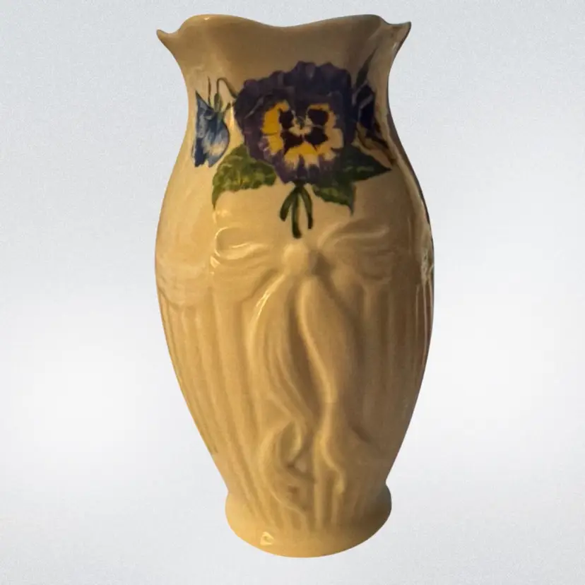 Belleek Ireland Porcelain Enchanted Garden Pansy Vase Millennium 2000 Painted 5”