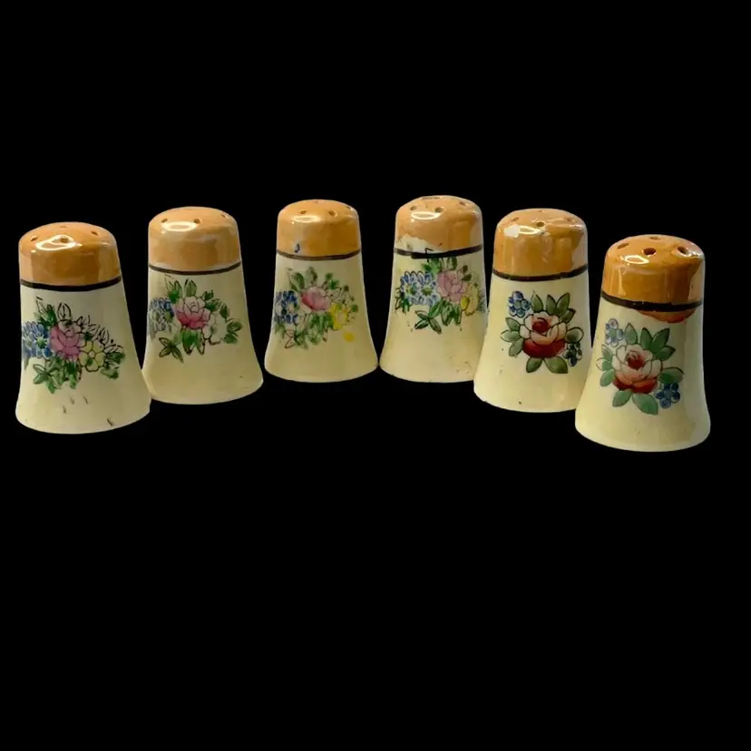 Vintage Floral Ceramic Salt Pepper Shakers SetLot Of (3) Sets Japan Floral Salt Pepper Shakers **Minor Paint Loss/ Chip**