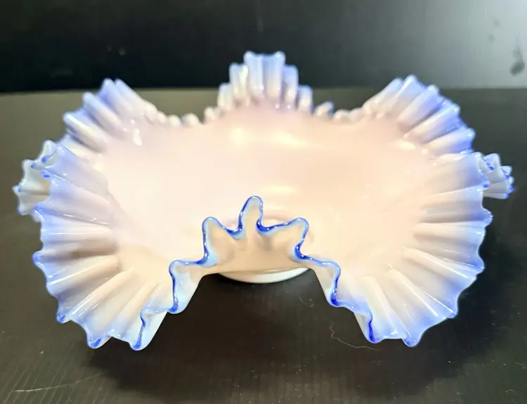 ANTIQUE VICTORIAN ERA LAVENDER & BLUE EDGED RUFFLED BRIDE'S BASKET BOWL