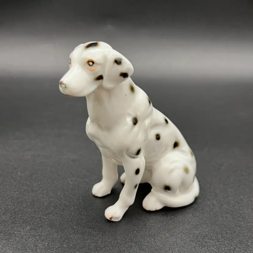 #11 Small Bone China Adult Seated Dalmatian Dog 3” 🐶
