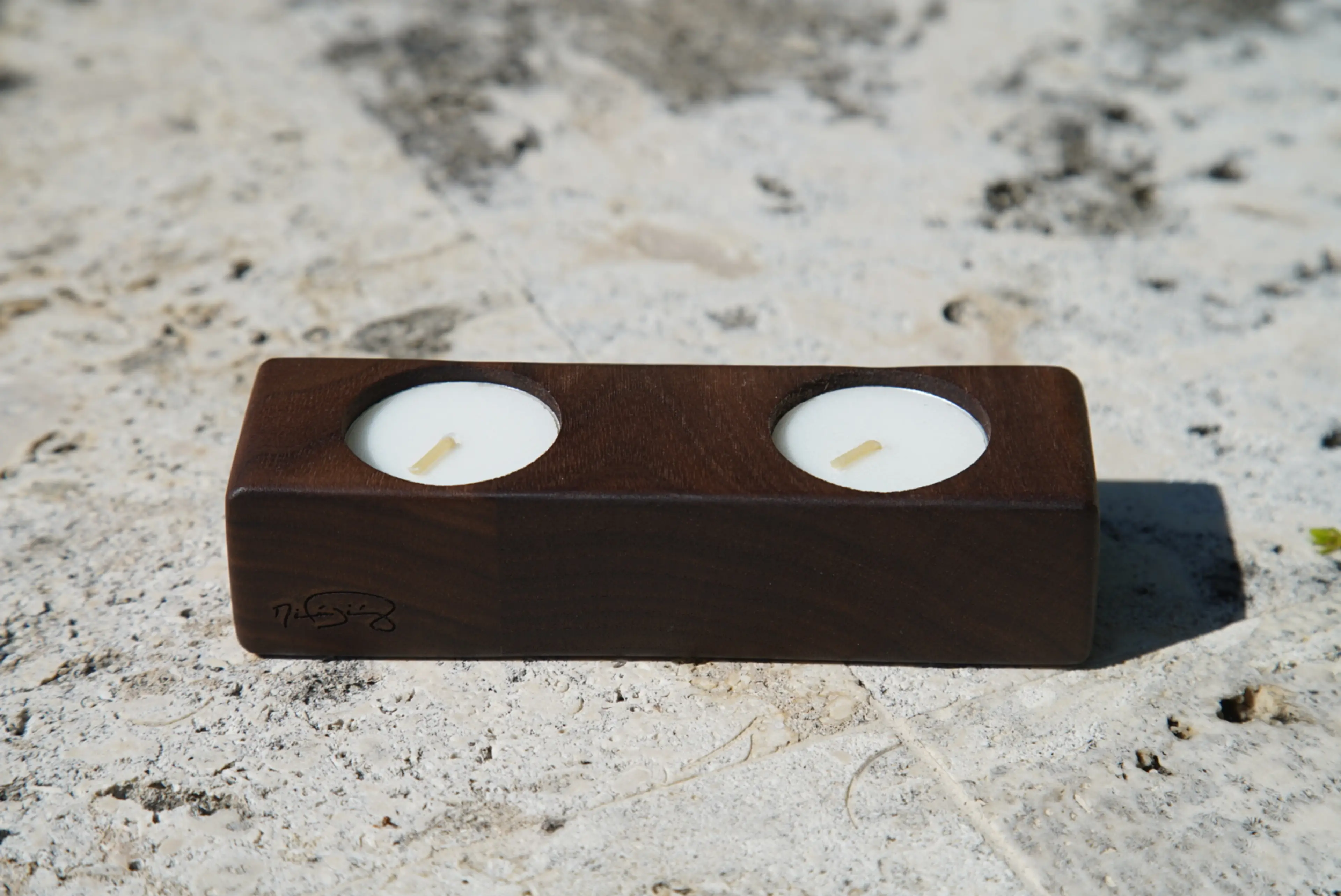Image 2 of 4