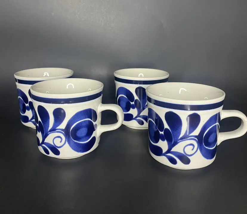 Set of 4 Stoneware Blue & White Pottery Mugs Made in Japan