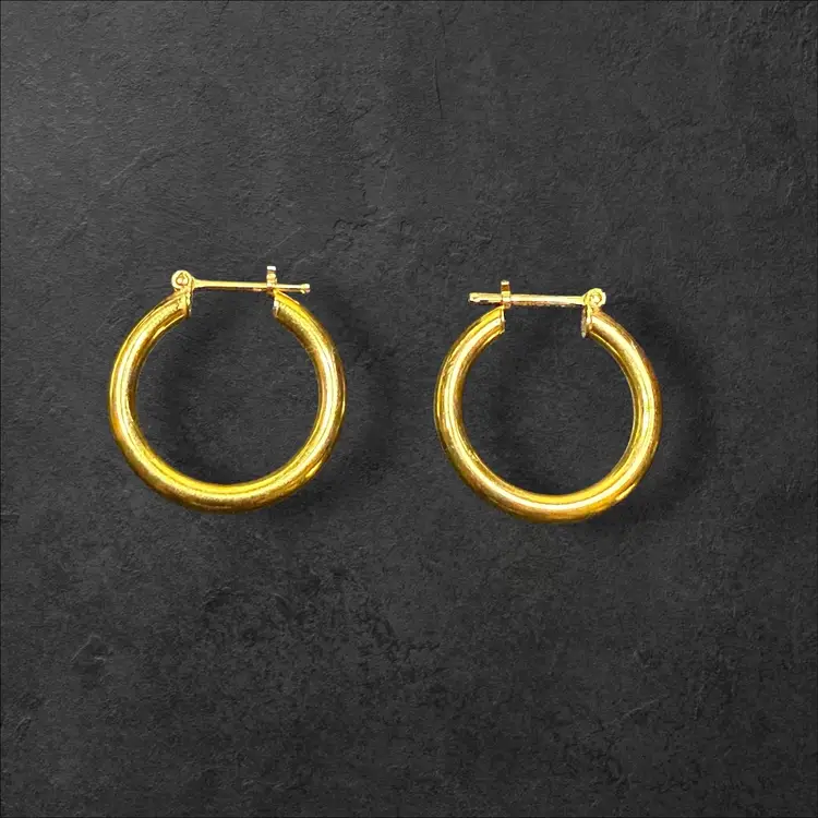 14k Gold Hoop Earrings. Italy. 4.73 Grams
