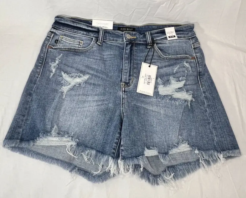Judy Blue Mid Rise Distressed Denim Shorts Women's Size XL Stretched Frayed Hem