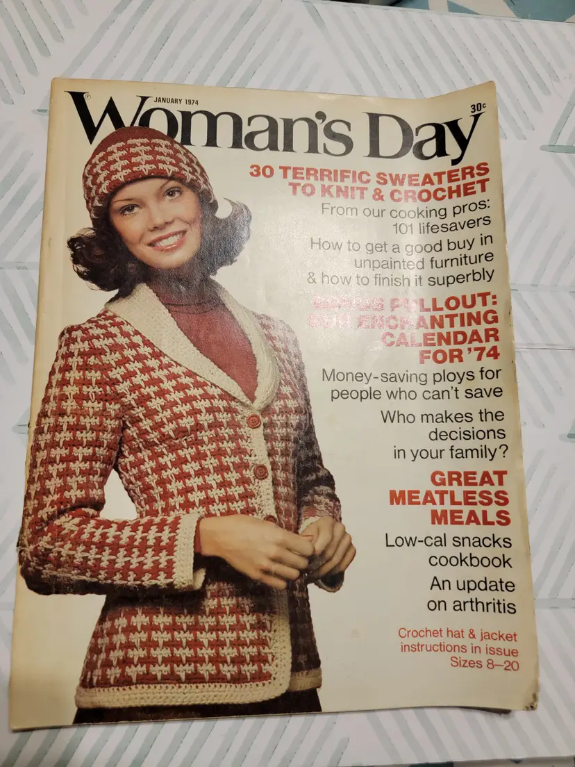 Vintage January 1974 WOMAN'S DAY Magazine