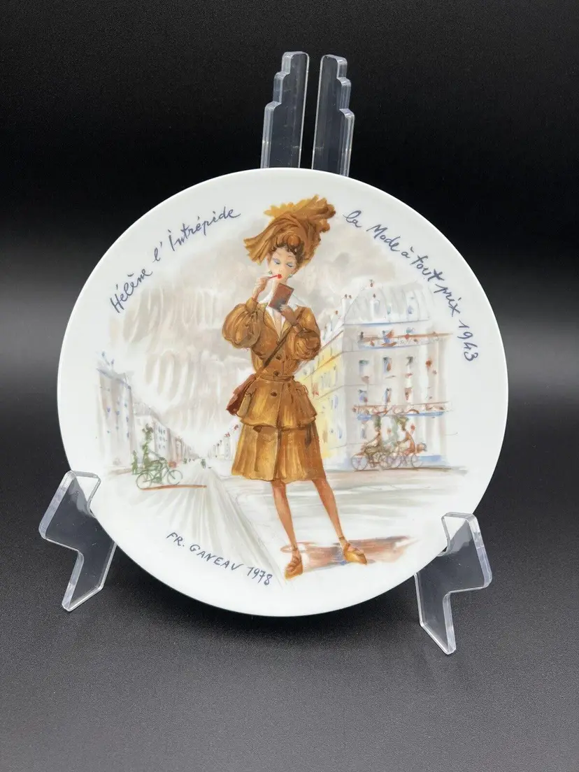 Limoges Henri D' Arceau Les Femmes Du Siecle Women of The Century AJ 939 Helene