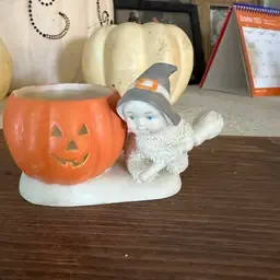 Snowbabies Department 56 Halloween``Purr-Fect Pumpkin" Cat Tea Light Holder with box