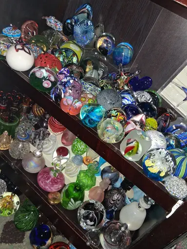 Paperweight Show & Some Glass Figurines Too!