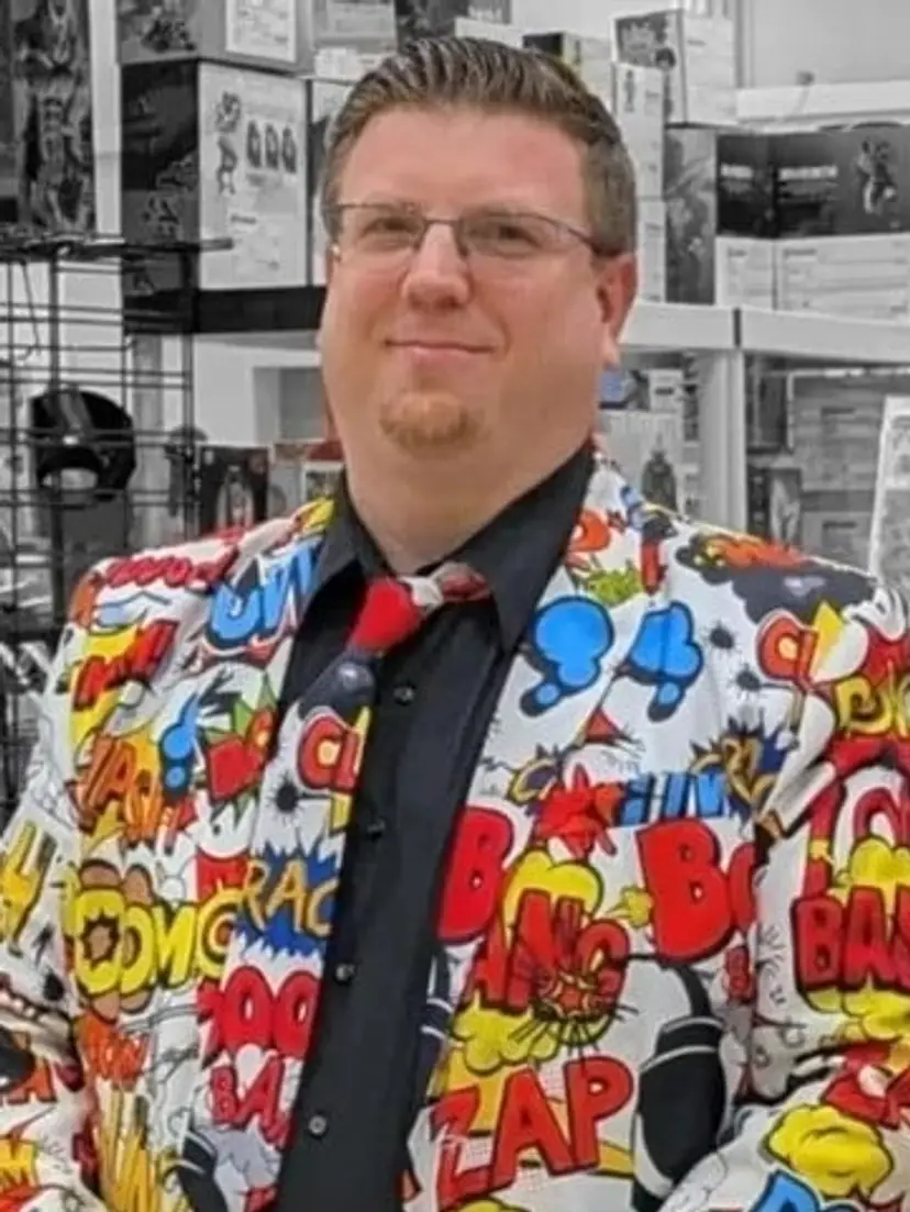 House w/ Breeze Flippers Comic Show! 2 Hosts, Double the Comics, Twice the Bargain!