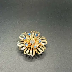 Vintage Blue Rhinestone Brooch / Pendant,  Gold Tone 1 1/2” Wide
