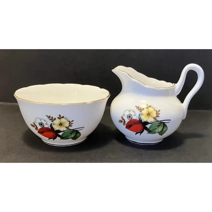 Vintage Grosvenor Bone China Cup without Handles and minicreamer, made in England