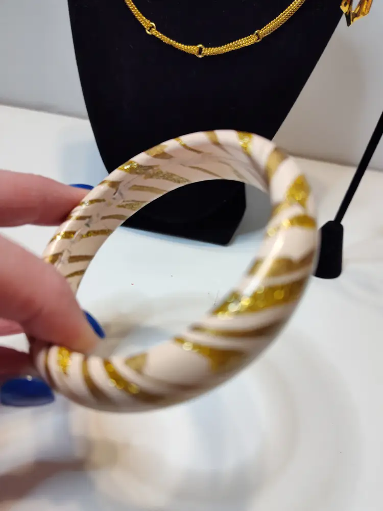 Gold Tone Jewelry 3 piece Set