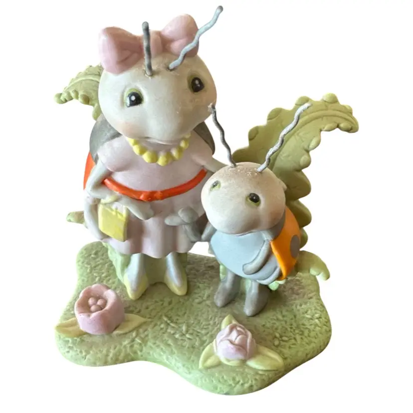 1998 Hallmark Storybook Friends Lulu Ladybug Mom and Child Figurine Ex Condition