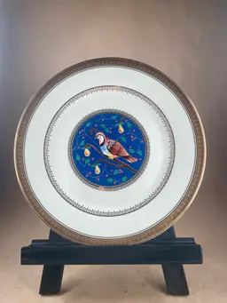 Mikasa 12 Days Of Christmas Luncheon Plate, A Partridge in a Pear Tree 1999