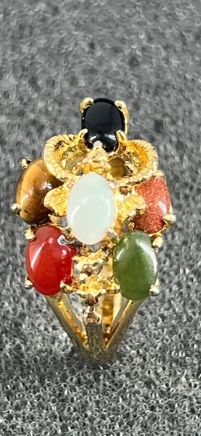 Gold-Tone Gem Stone and Crystal Cluster Ring Size 8