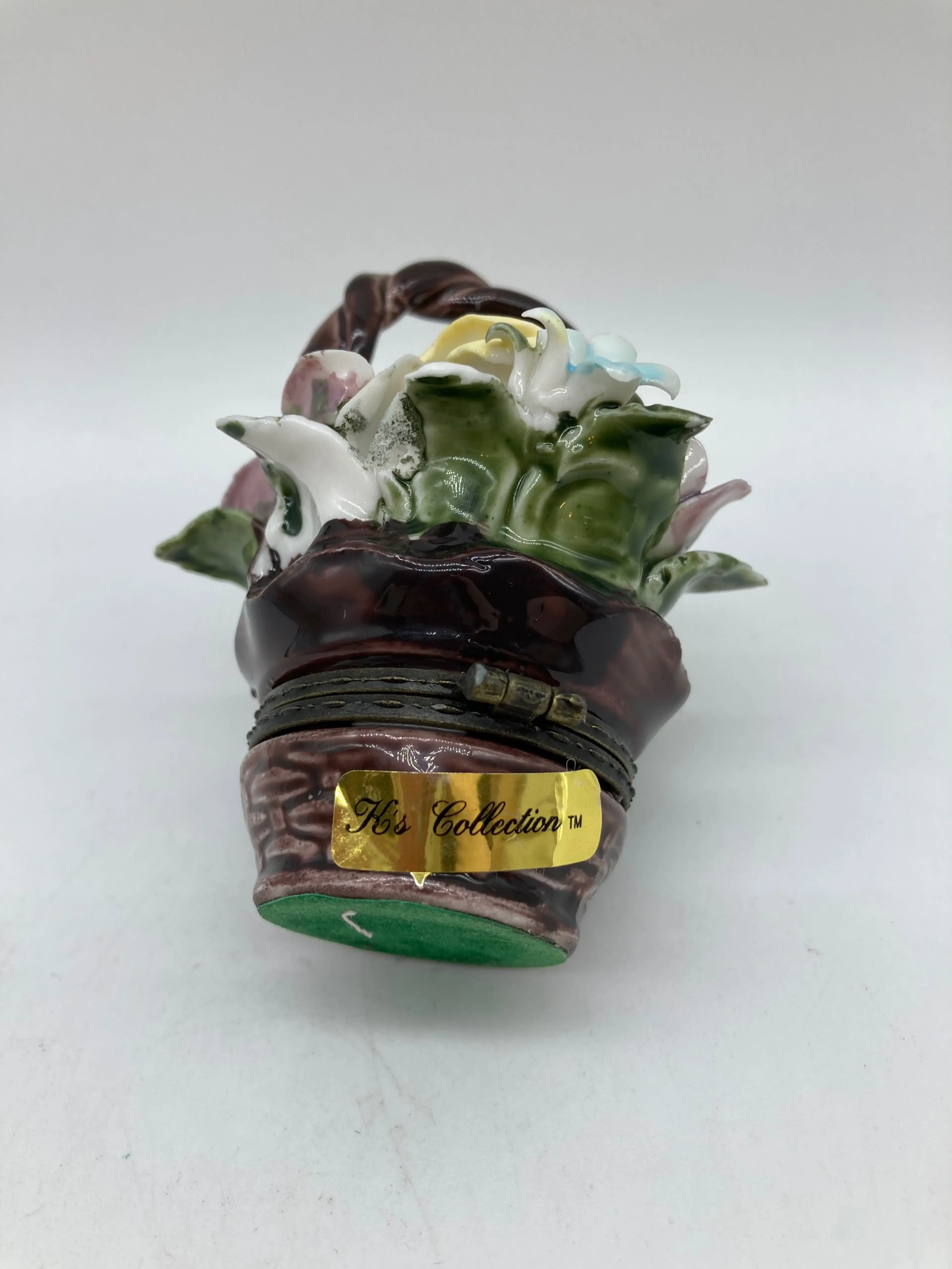 Image 3 of 3