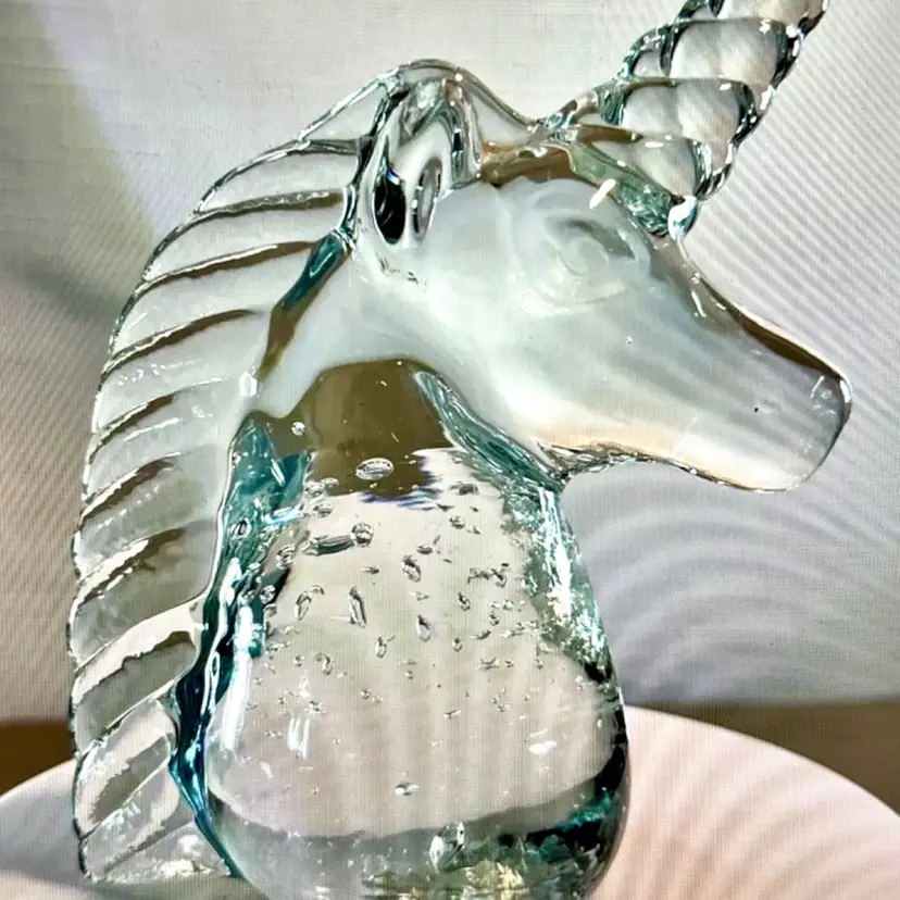 Vintage Unicorn Horse Head Crystal Clear Art Glass Handcrafted Paperweight, Unbranded