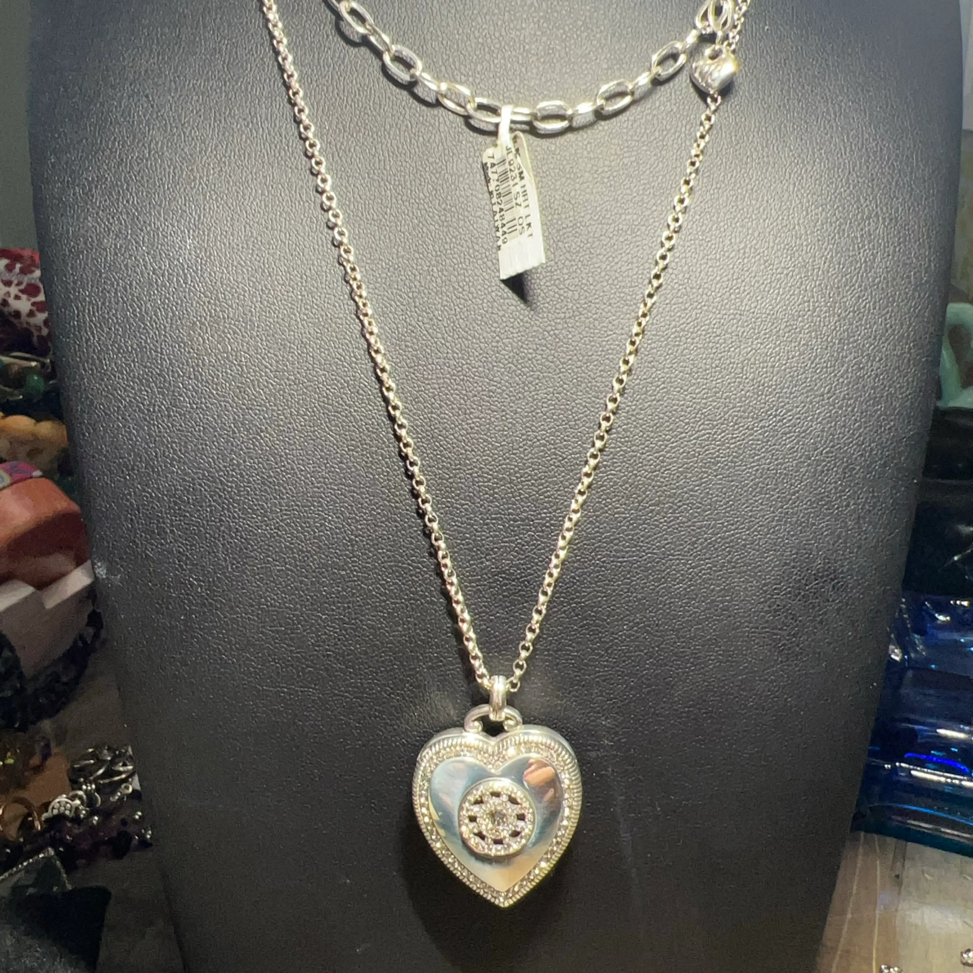 Image 2 of 4