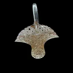 #01 Vintage L.E. Smith clear glass Daisy and Button basket. Mid 20th Century.