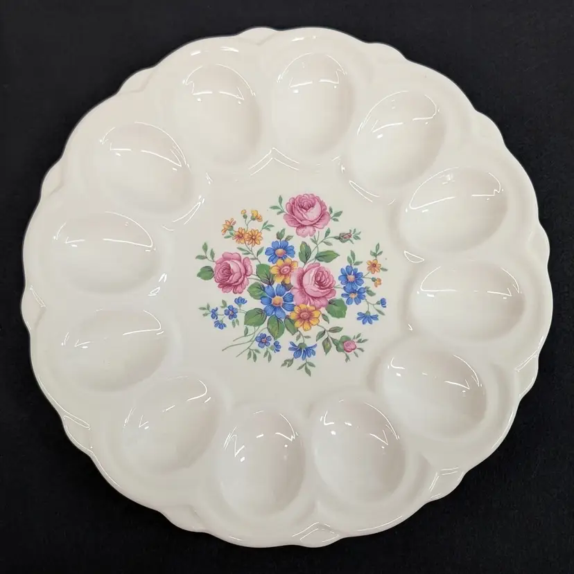Vintage E&R American Artware Egg Platter White Ceramic Floral Center Grandmacore
