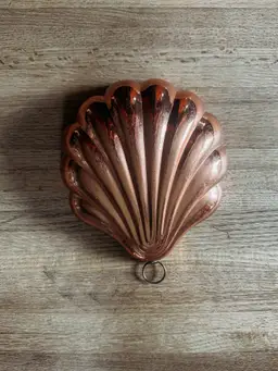 Vintage Copper Clam Shell Hanging Mold - made in Korea