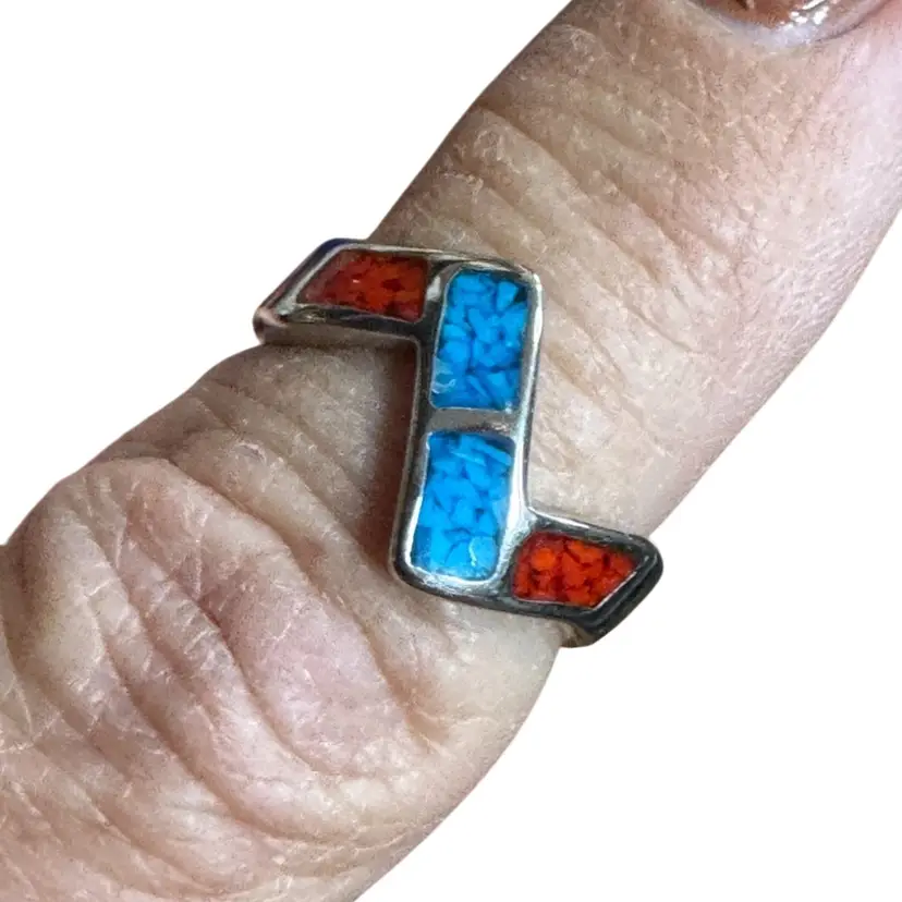 Vintage Ladies Navajo Native American Sterling Silver Turquoise & Coral Ring