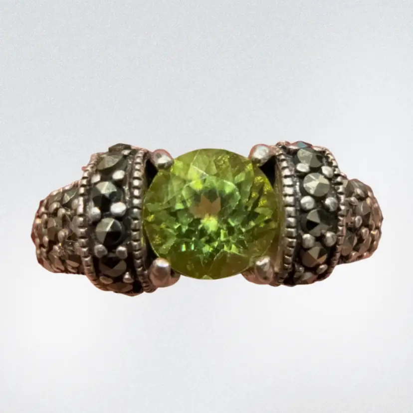 Sterling Silver Art Deco Revival Brilliant Cut Peridot & Marcasite Surround Cocktail Ring Size 6, 4.7g