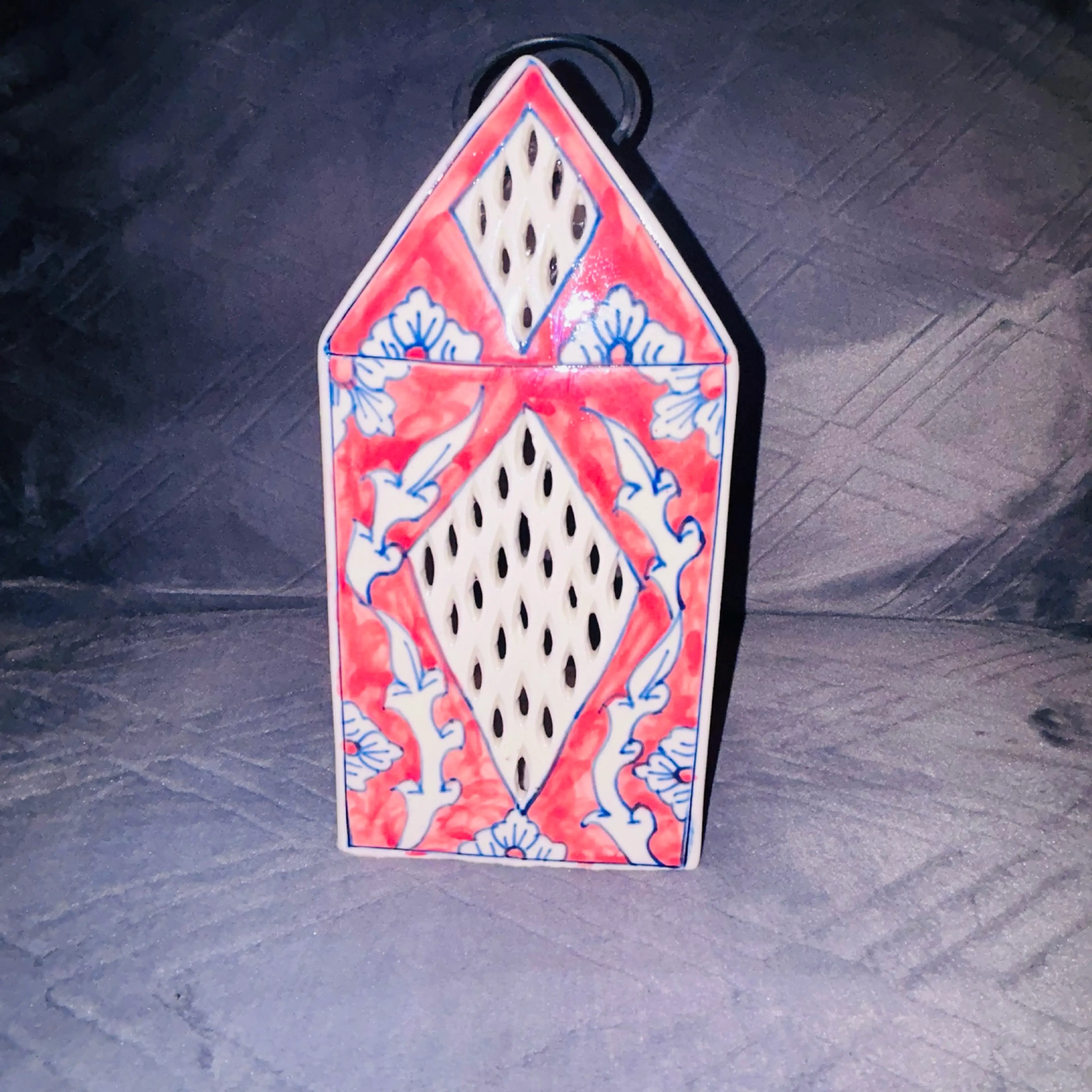 Image 1 of 7