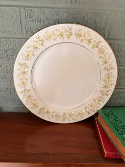 Vintage Noritake Andrea 2182 Dinner Plate | 10.5 Inch Floral China Plate | Gold Trim | Mid Century Japan