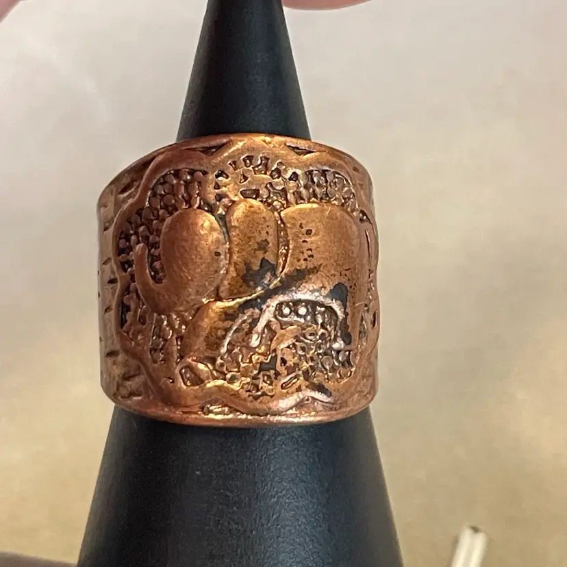 Size 7.5 Copper Elephant Ring