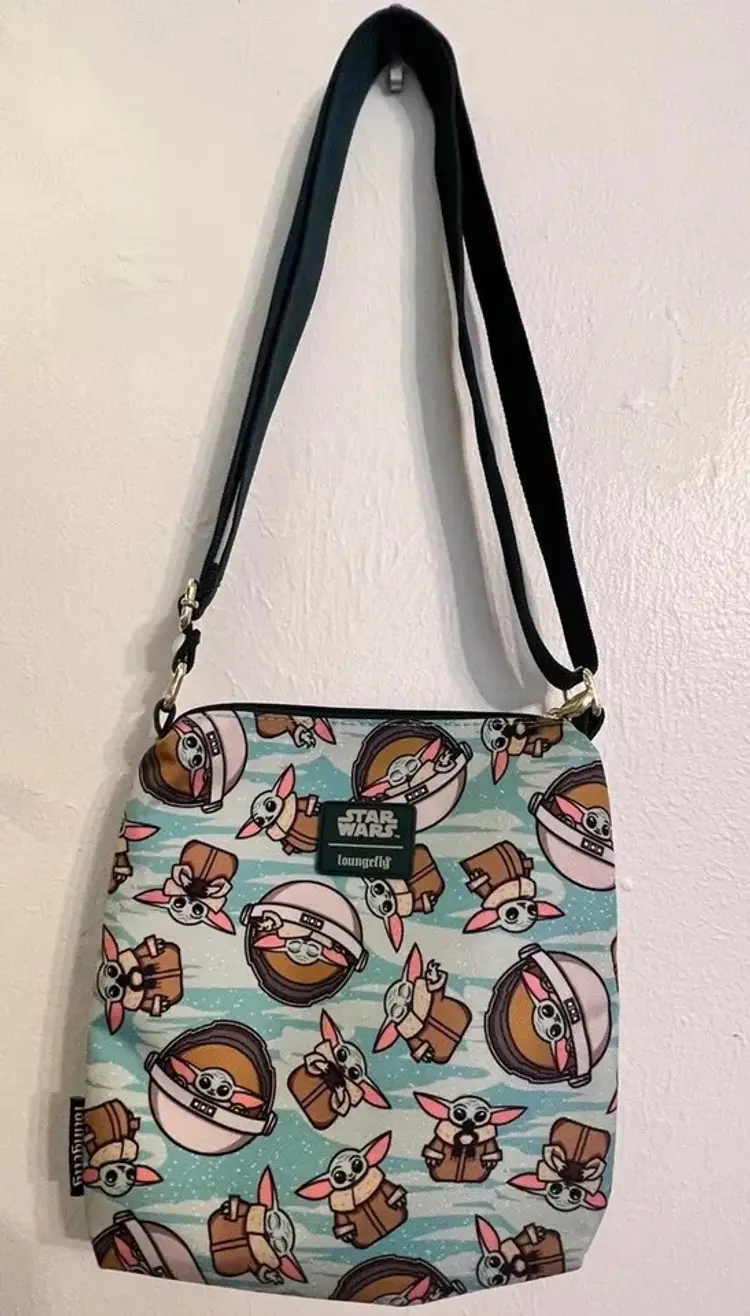 Baby Yoda, Grogu crossbody Loungefly canvas bag