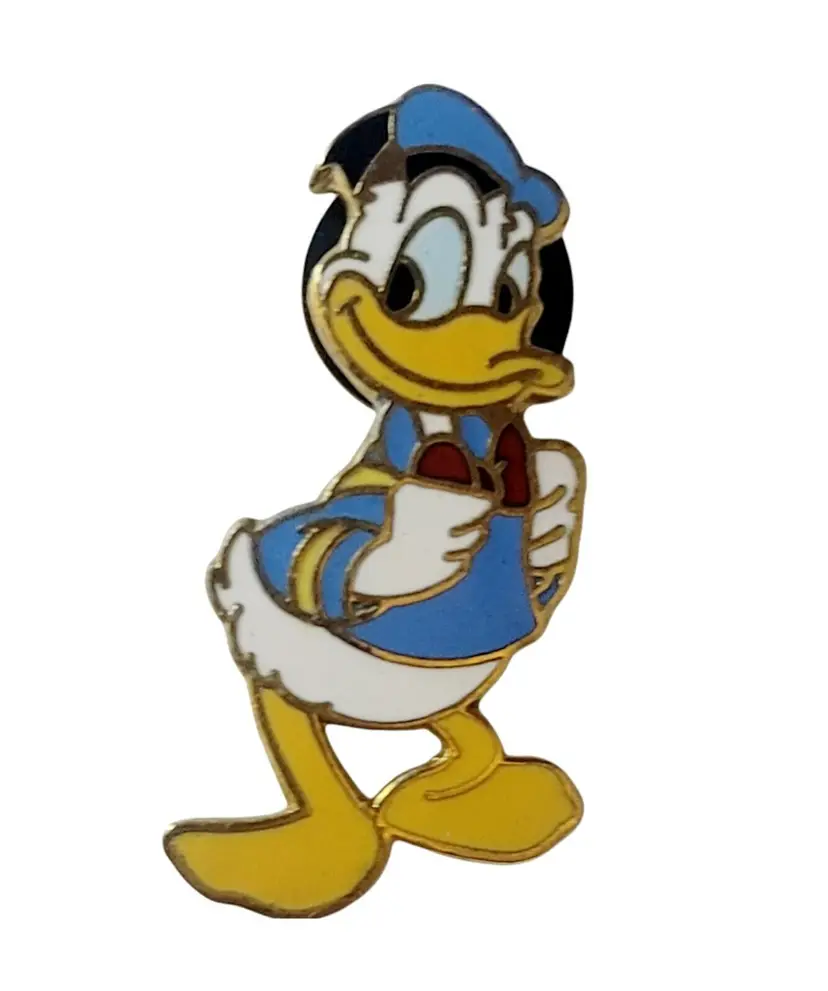VINTAGE DISNEY PIN DONALD DUCK in BLUE SAILOR SUIT Smiling  1999
