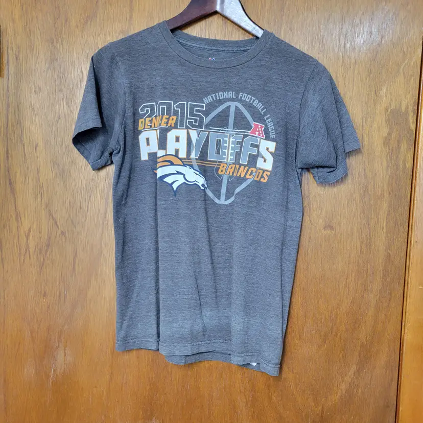 Majestic Denver Broncos 2015 NFL Playoffs T-Shirt Mens Small Grey Triple Peak