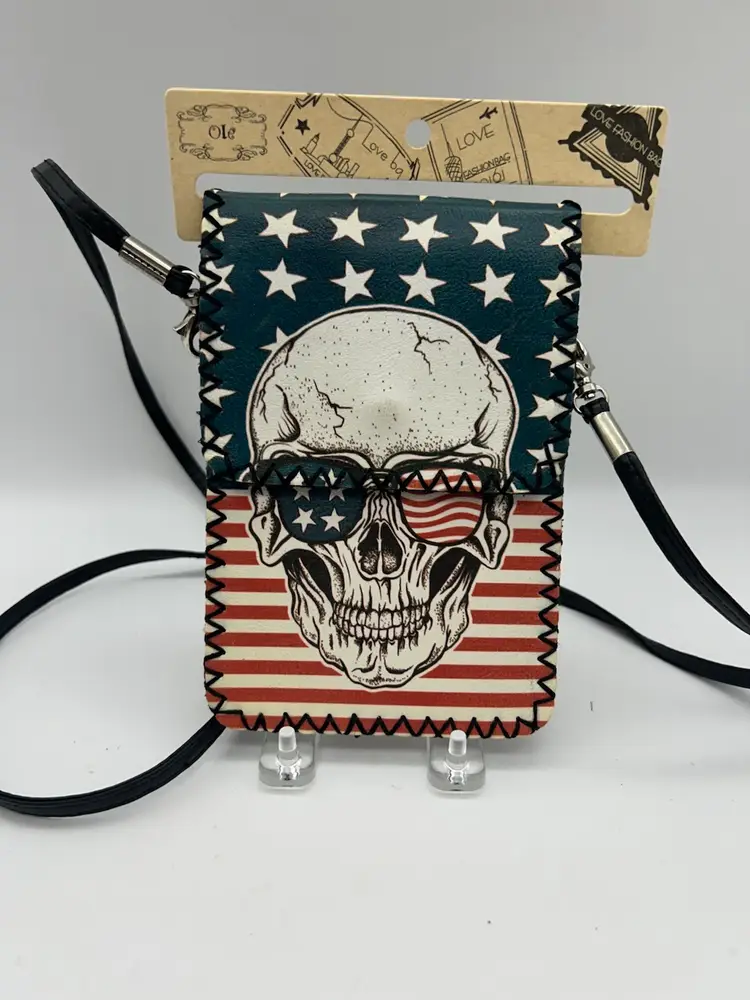 Crossbody With Americana Style Skull