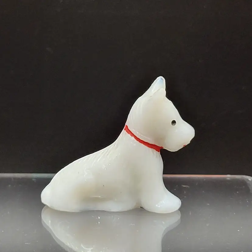 Vintage Westmoreland Small Scottish Terrier Scottie Dog Milk Glass
