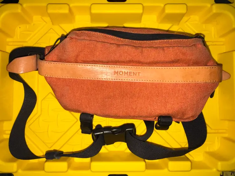Moment Fanny Sling 2L Camera Pack - Terracotta/Orange (2020 version)