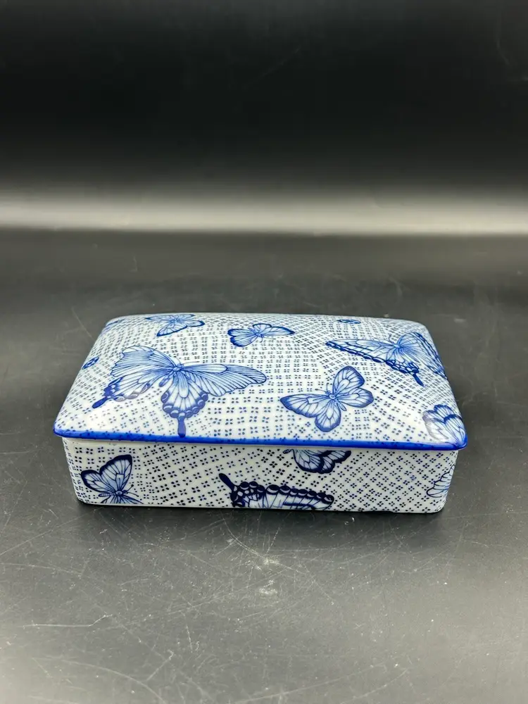 Vintage Horchow Japan, Porcelain Blue And White Butterfly Lidded  Double Card Box