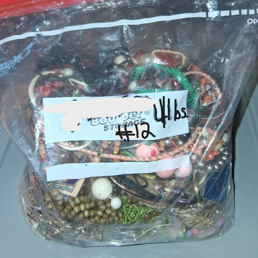 4 lbs Mostly WEARABLE COSTUME JEWLERY VTG to MOD Resell/Keep/Craft/Upcycle #12