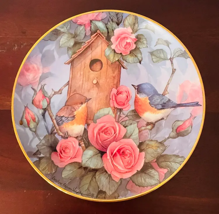 Royal Doulton Bird Plates Set of 2 Carolyn Shores Wright Fine Bone China Wall Decor
