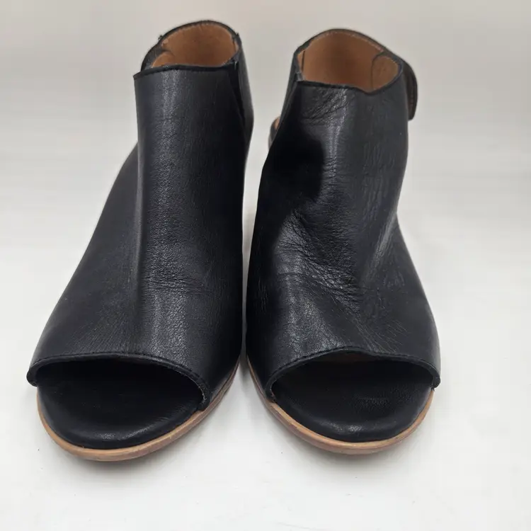 Bueno Black Leather Slingback Peep Toe Stacked Heels Women’s Sz 6.5 / 37 Sandals