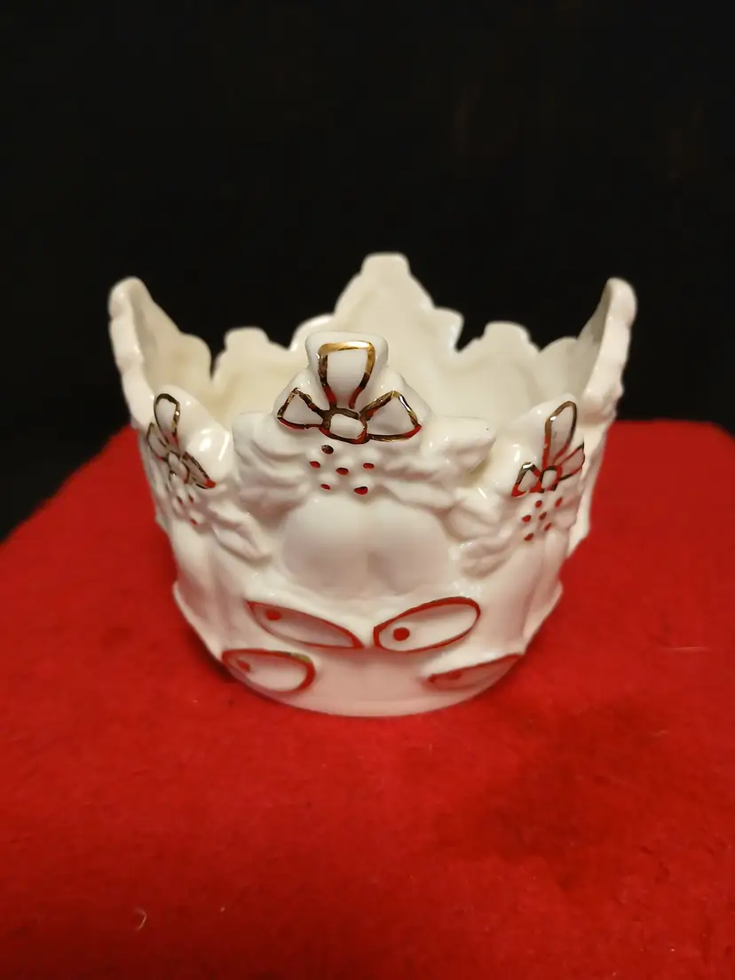 Vintage Ceramic Christmas Crown Candle Holder